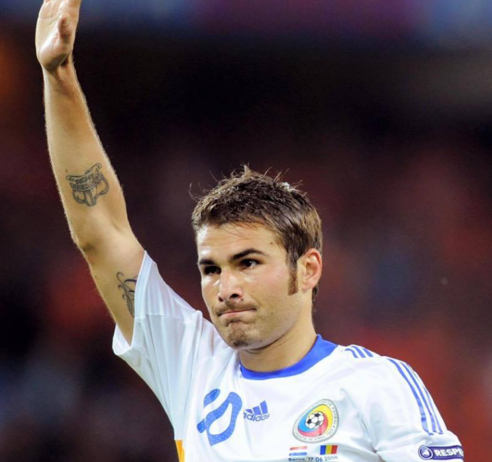 Adrian Mutu împlinește 47 de ani. Cariera „Briliantului”, de la atacant la FC Argeș la idol în marile cluburi europeme. FOTO - Imaginea 20