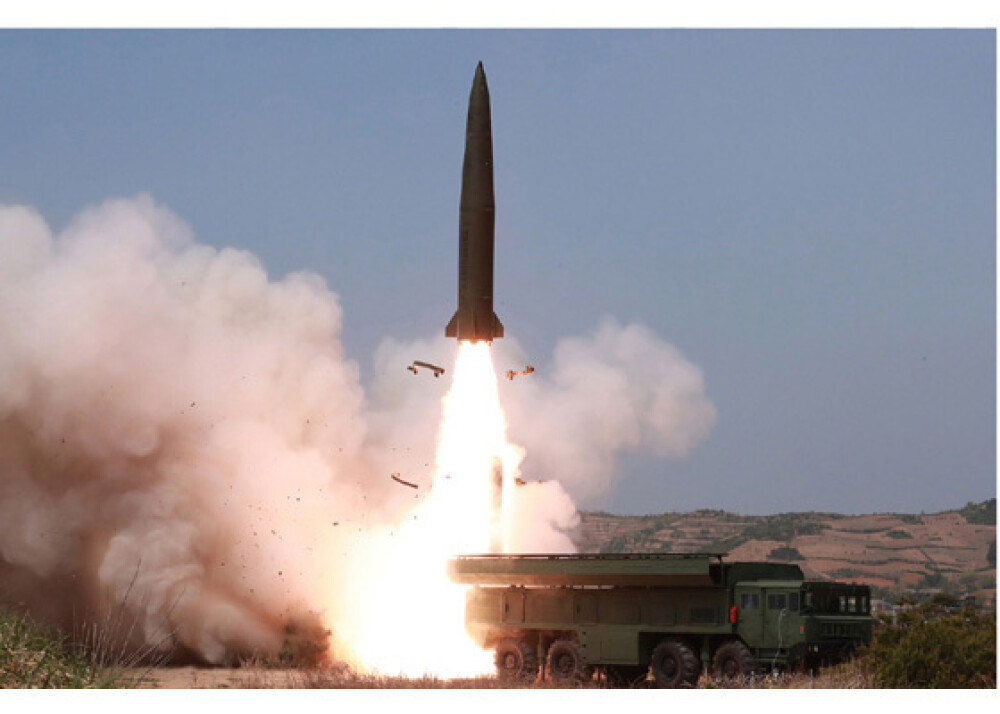 Lansările de rachete nord-coreene, supervizate de Kim. Trump nu crede că are intenţii rele - Imaginea 15