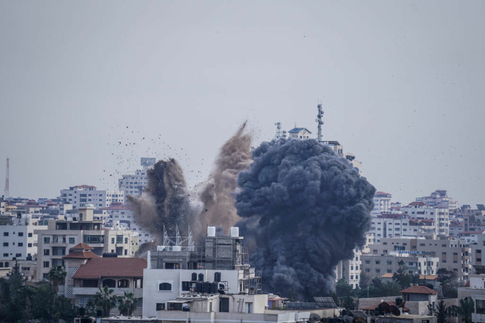 Cum arată Fâșia Gaza după ce a fost bombardată de Israel. Imagini cutremurătoare - Imaginea 13