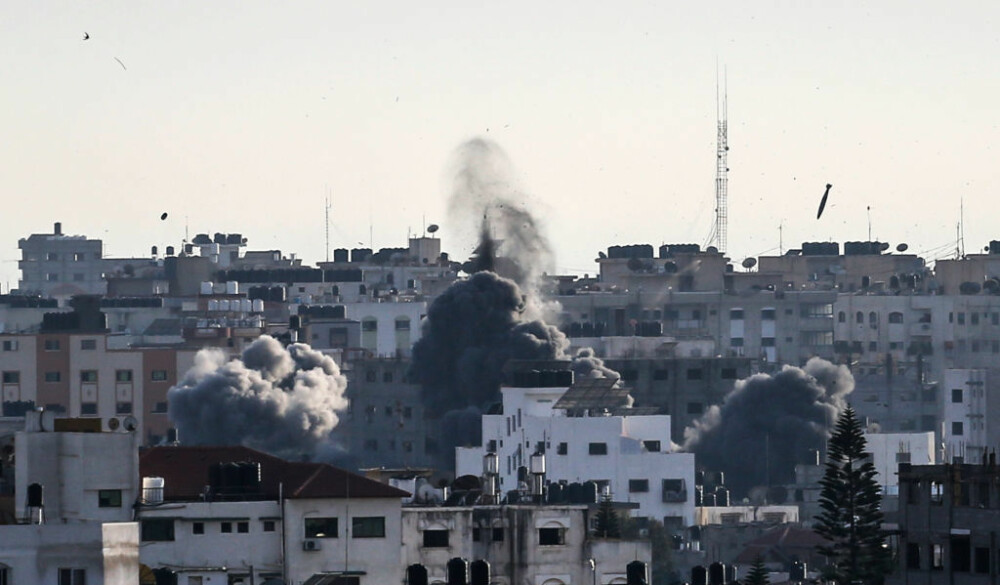 Cum arată Fâșia Gaza după ce a fost bombardată de Israel. Imagini cutremurătoare - Imaginea 11