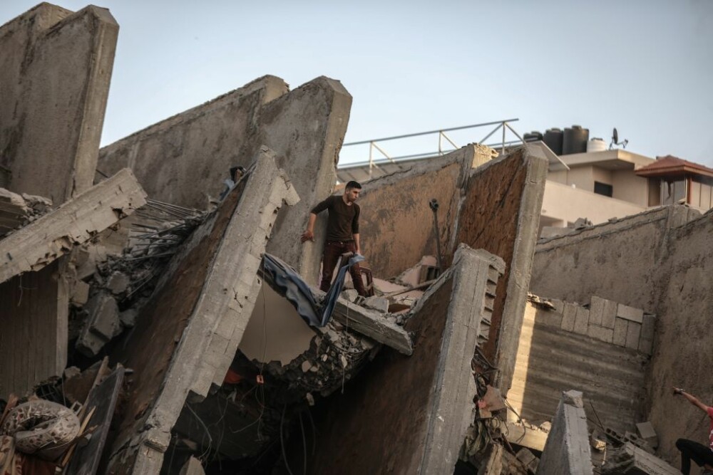 Cum arată Fâșia Gaza după ce a fost bombardată de Israel. Imagini cutremurătoare - Imaginea 7