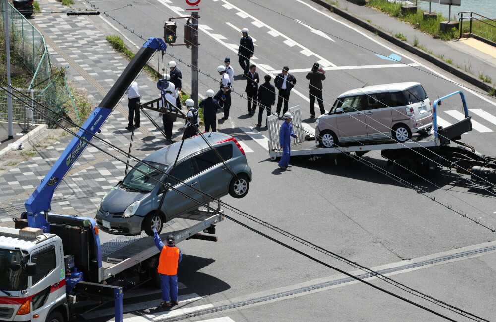Un șofer a intrat cu mașina într-un grup de copii, în Japonia. Bilanțul victimelor - Imaginea 1