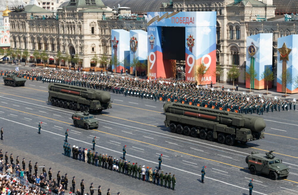 Paradă de Ziua Victoriei, la Moscova. Armata rusă şi-a etalat armele de ultimă generație - Imaginea 2