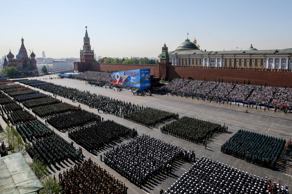 Paradă de Ziua Victoriei, la Moscova. Armata rusă şi-a etalat armele de ultimă generație - Imaginea 3
