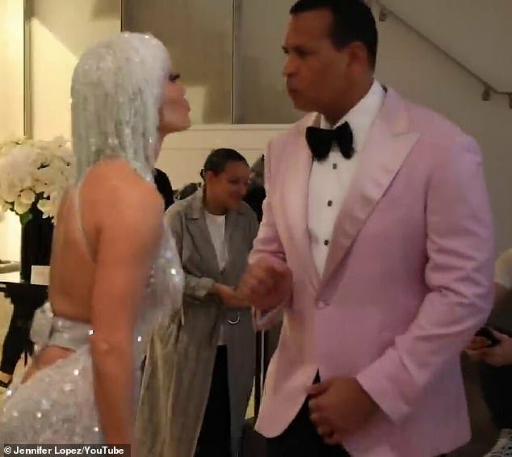 Momentul în care J. Lo se ceartă cu logodnicul său în culisele Galei MET. VIDEO - Imaginea 14