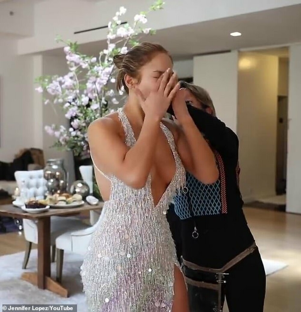 Momentul în care J. Lo se ceartă cu logodnicul său în culisele Galei MET. VIDEO - Imaginea 10