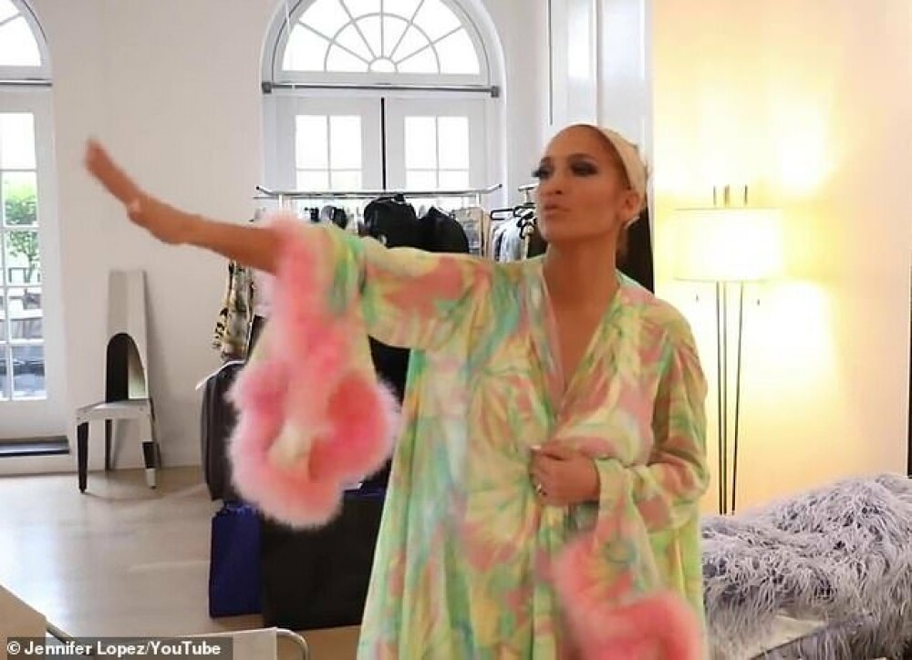 Momentul în care J. Lo se ceartă cu logodnicul său în culisele Galei MET. VIDEO - Imaginea 1