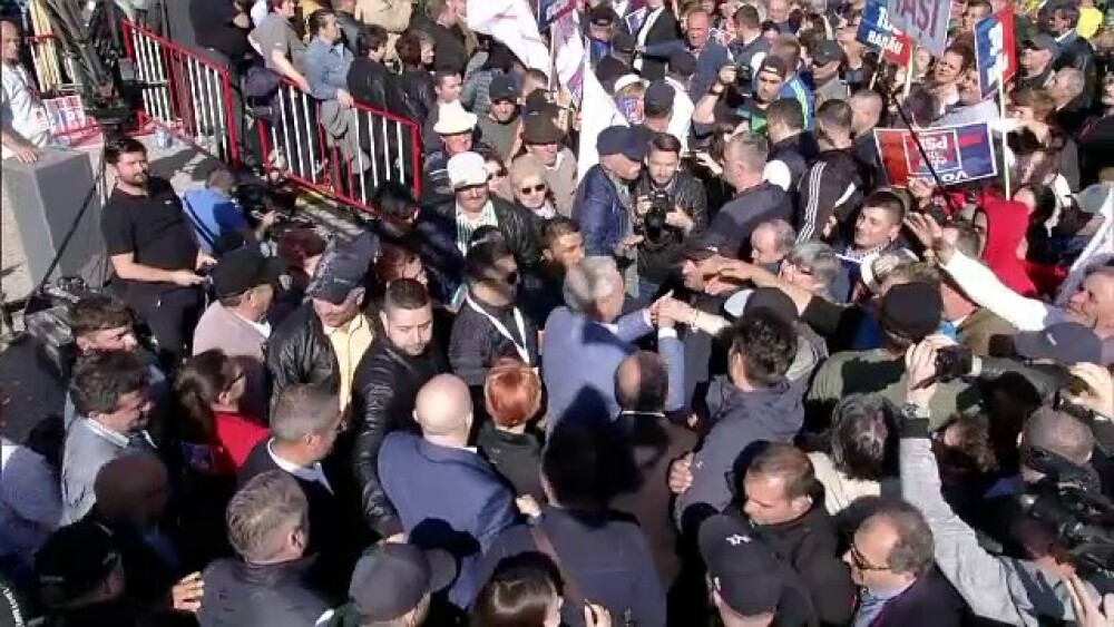 Liviu Dragnea, baie de mulțime la Iași. VIDEO - Imaginea 6