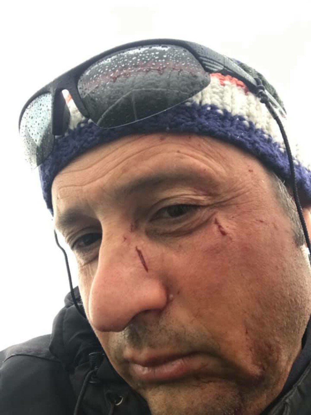Incident în Delta Dunării. Un fotograf a fost atacat în timp ce se plimba cu un grup de străini - Imaginea 3