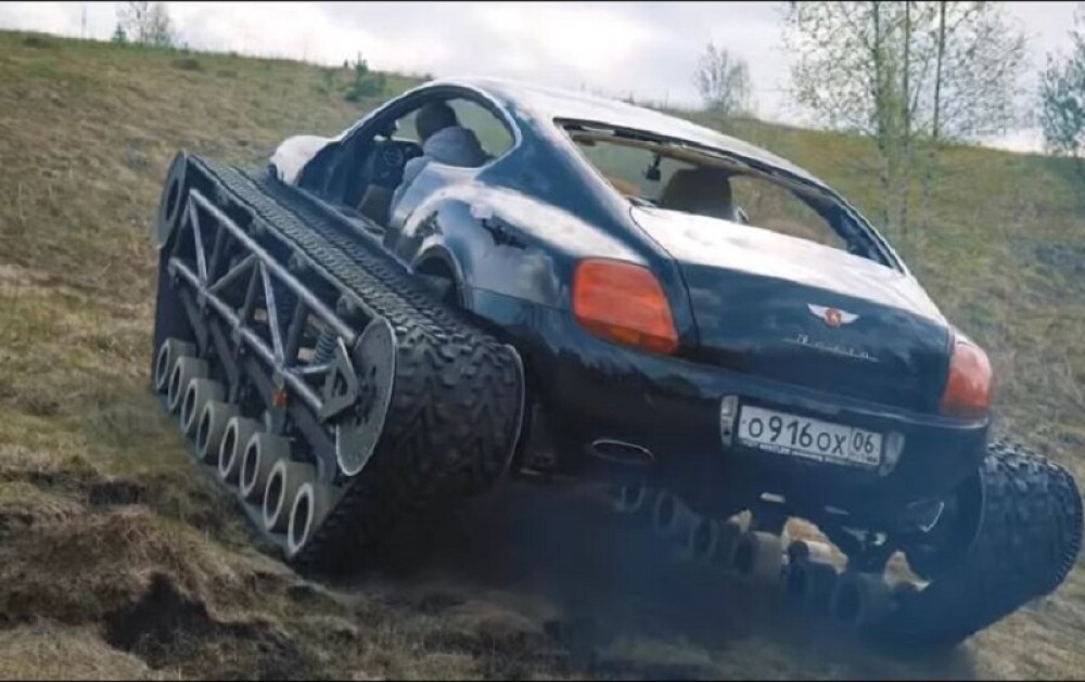 Rușii au transformat un Bentley într-un tanc. VIDEO viral - Imaginea 3