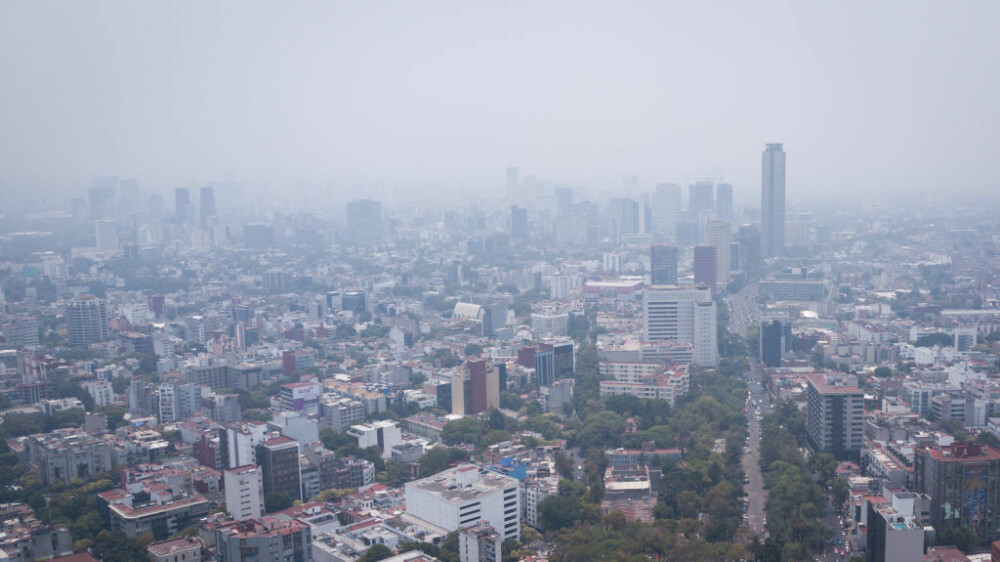 Aerul a devenit dăunător pentru oameni, într-unul din cele mai mari oraşe din lume - Imaginea 7