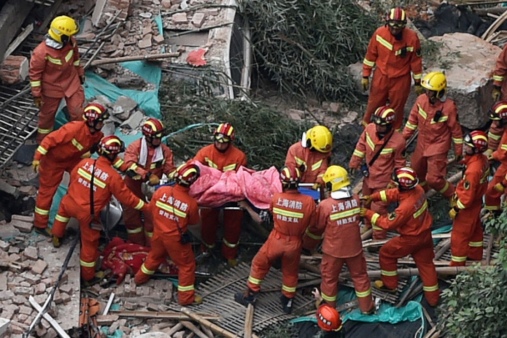 5 morți și 14 răniți, după ce o clădire s-a prăbușit la Shanghai. VIDEO, FOTO - Imaginea 3