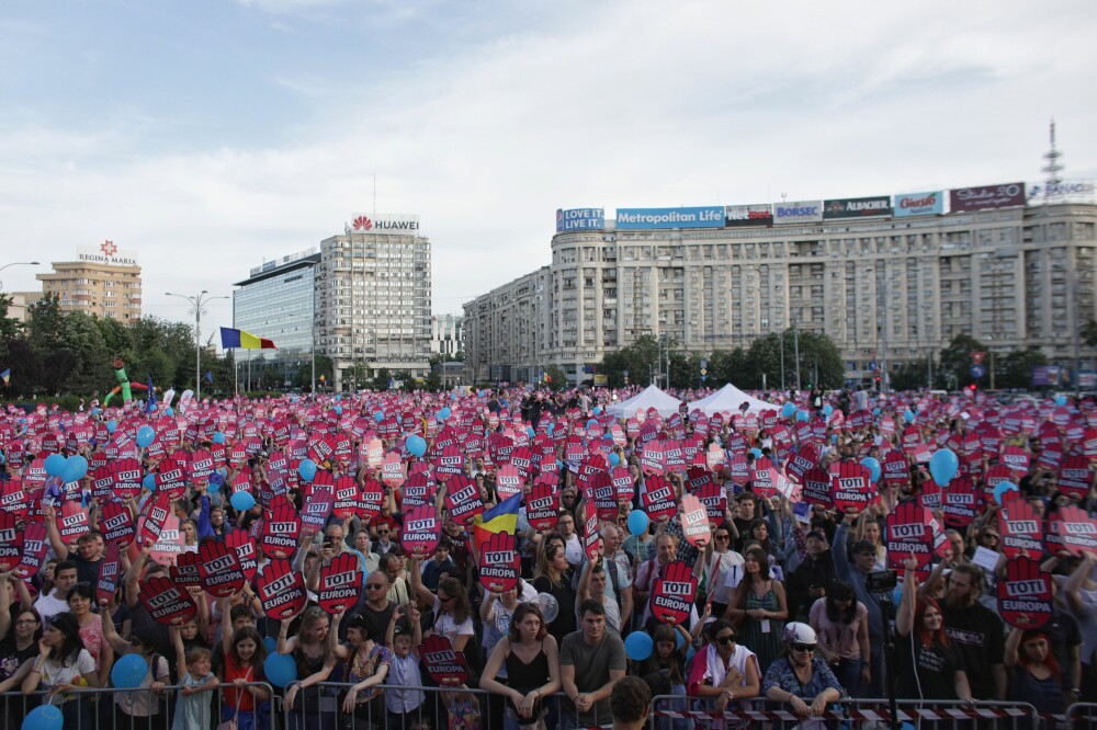 Mii de oameni la evenimentul ”Toți pentru Europa”. Coregrafie specială pentru UE. VIDEO - Imaginea 3