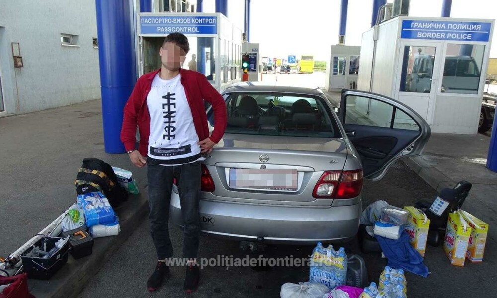 Şofer dat de români pe mâna poliţiştilor bulgari. Ce avea în spatele baxurilor cu apă - Imaginea 5