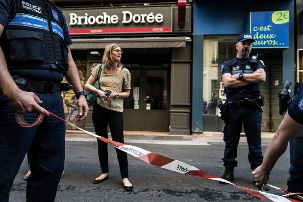 Atacul cu bombă din Lyon. Prima fotografie a suspectului. Anunțul autorităților franceze - Imaginea 4