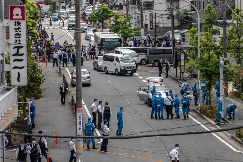 Atac sângeros în Japonia: 16 eleve înjunghiate într-o stație de autobuz. Bilanțul victimelor - Imaginea 5