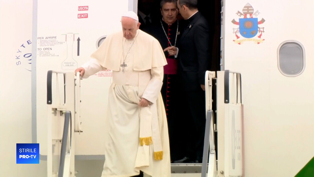 GALERIE FOTO cu cele mai importante momente ale vizitei Papei Francisc în România - Imaginea 11