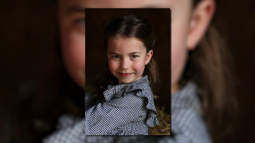 Prințesa Charlotte împlinește, astăzi, nouă ani. Prinții de Wales au publicat tradiționala fotografie aniversară. FOTO - Imaginea 19