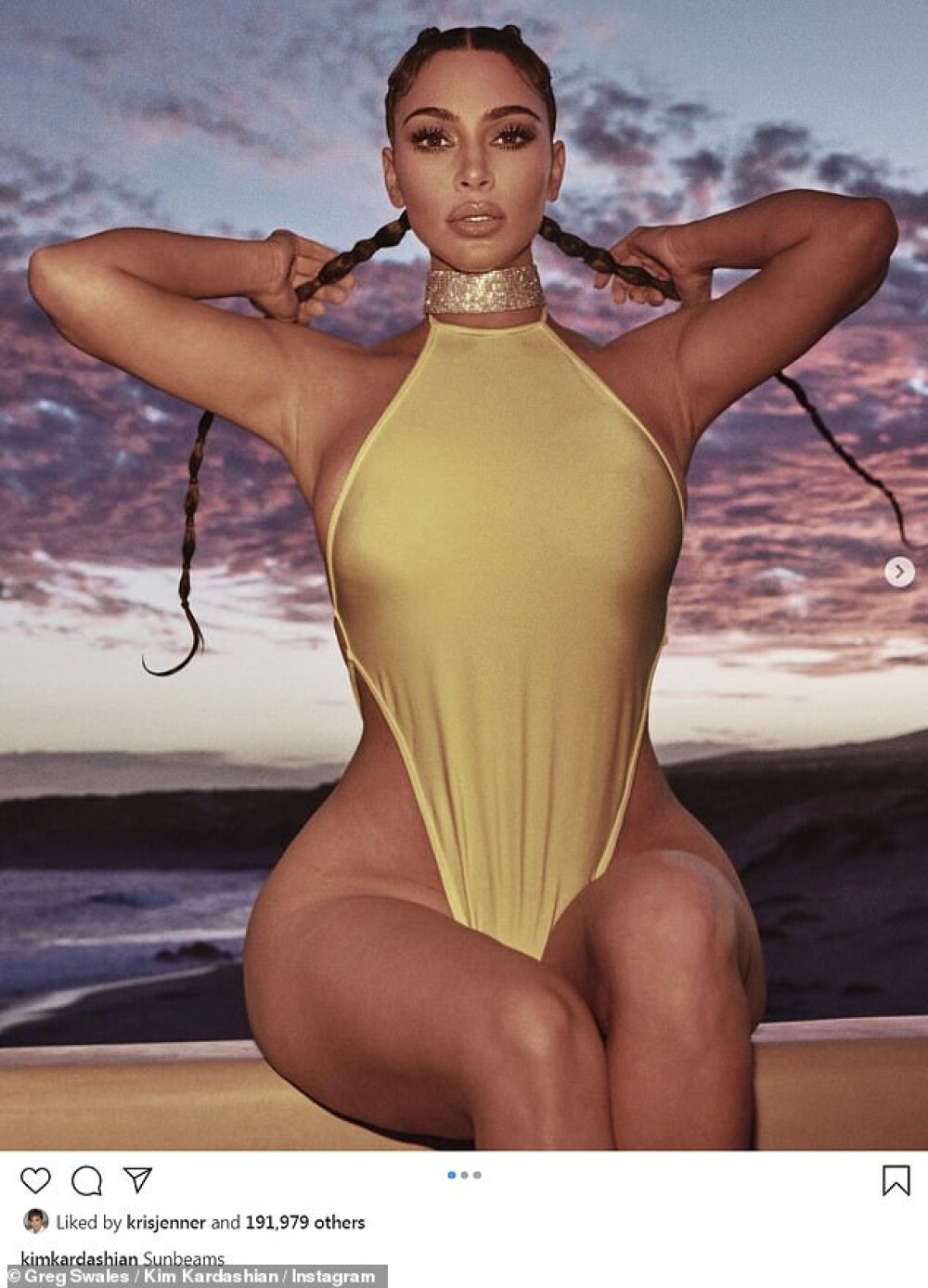 Kim Kardashian, apariție de senzație pe o plajă din Malibu, în plină pandemie. GALERIE FOTO - Imaginea 5