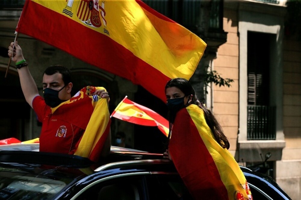 Mii de spanioli au participat la un protest auto. Ce îi reproșează premierului. GALERIE FOTO - Imaginea 11