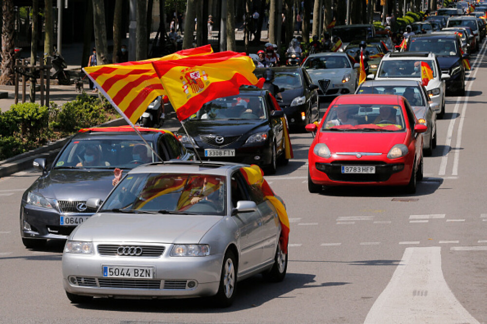 Mii de spanioli au participat la un protest auto. Ce îi reproșează premierului. GALERIE FOTO - Imaginea 8