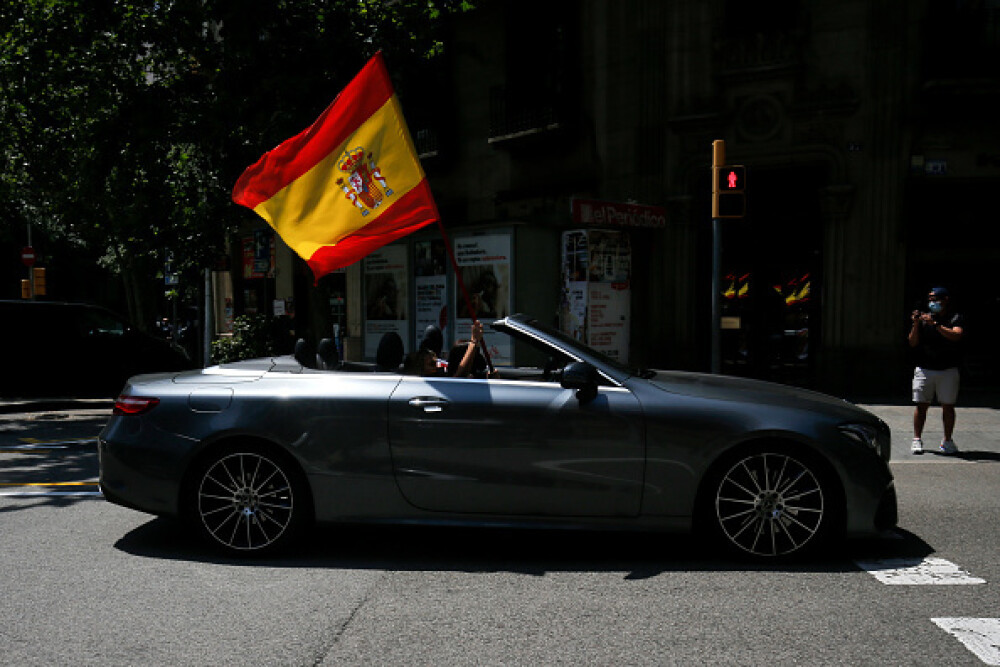 Mii de spanioli au participat la un protest auto. Ce îi reproșează premierului. GALERIE FOTO - Imaginea 2