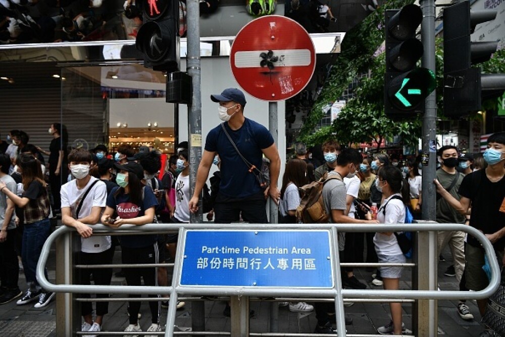 Proteste în Hong Kong din cauza legii securităţii naţionale. Poliţia a intervenit cu gaze lacrimogene. VIDEO - Imaginea 12