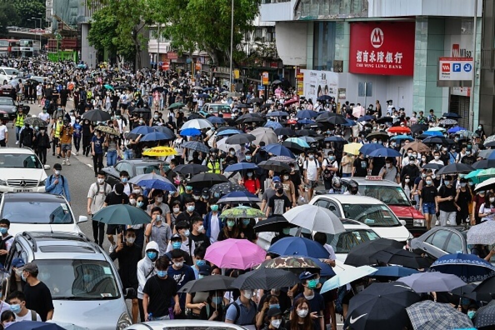 Proteste în Hong Kong din cauza legii securităţii naţionale. Poliţia a intervenit cu gaze lacrimogene. VIDEO - Imaginea 11