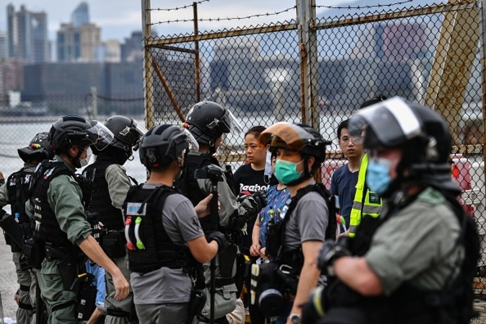 Proteste în Hong Kong din cauza legii securităţii naţionale. Poliţia a intervenit cu gaze lacrimogene. VIDEO - Imaginea 9