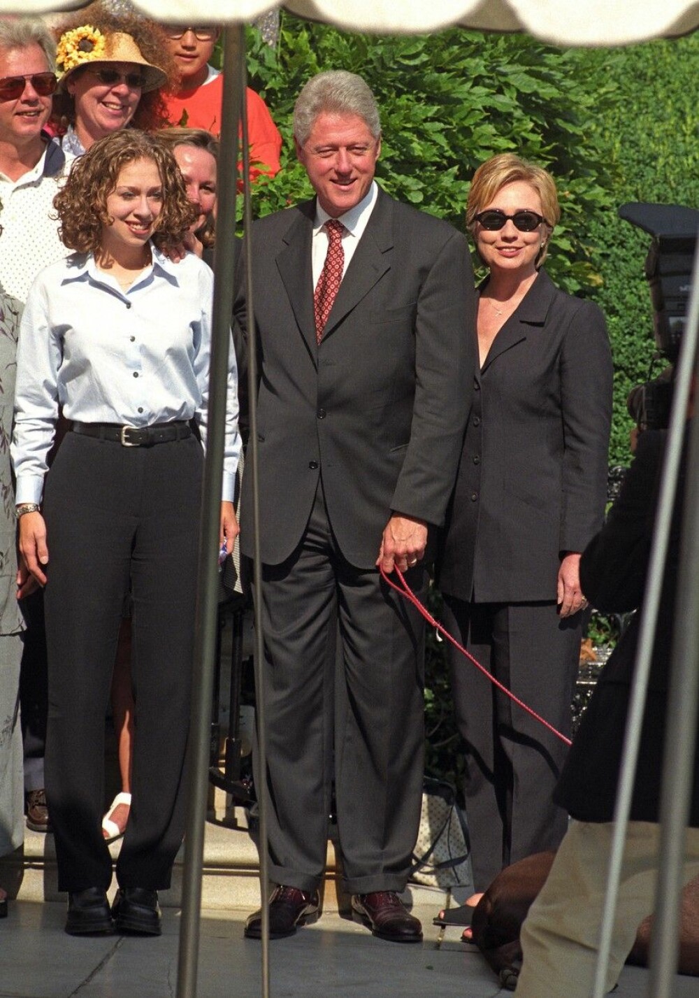 Bill Clinton, dezvăluiri scandaloase despre relația intimă cu Monica Lewinsky - Imaginea 4