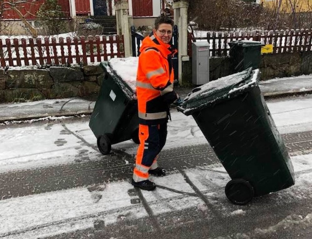 O fostă primăriță din Suedia a ajuns șofer pe mașina de gunoi, după ce a pierdut alegerile - Imaginea 2
