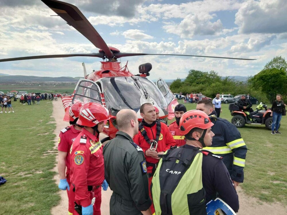 Doi copii s-au răsturnat cu un ATV în zona rezervaţiei naturale Râpa Roşie, la Sebeș - Imaginea 1
