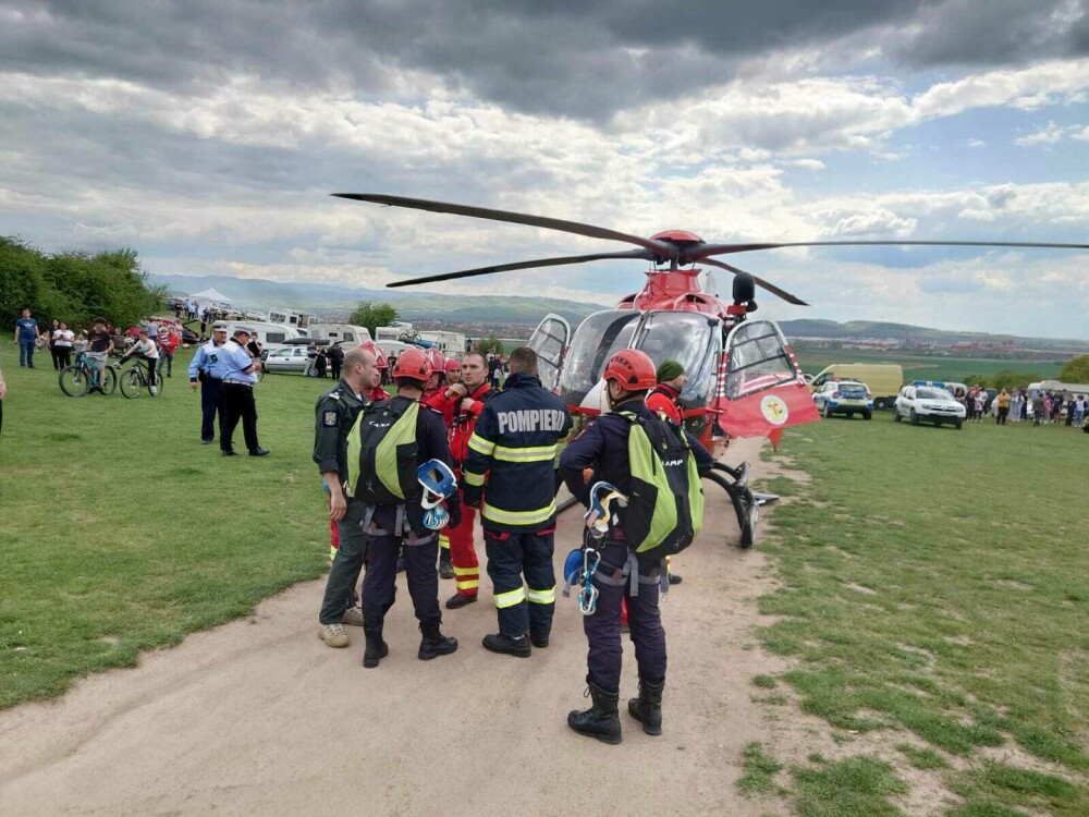 Doi copii s-au răsturnat cu un ATV în zona rezervaţiei naturale Râpa Roşie, la Sebeș - Imaginea 3