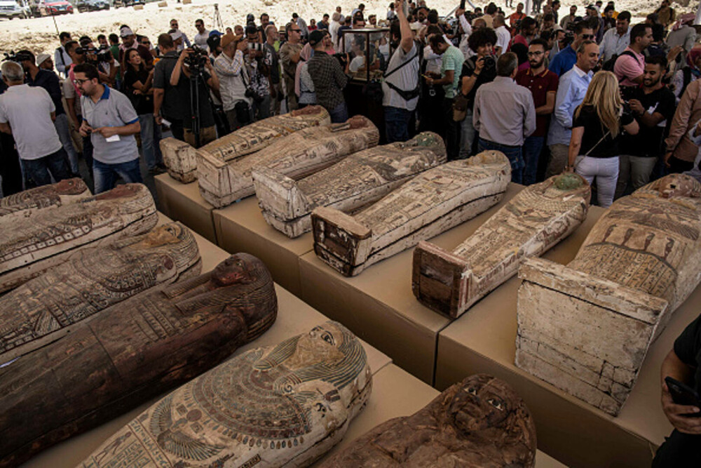 Arheologii au deschis sute de sarcofage din Egipt care au stat închise 2.500 de ani. Ce au găsit în unul dintre ele. FOTO - Imaginea 4