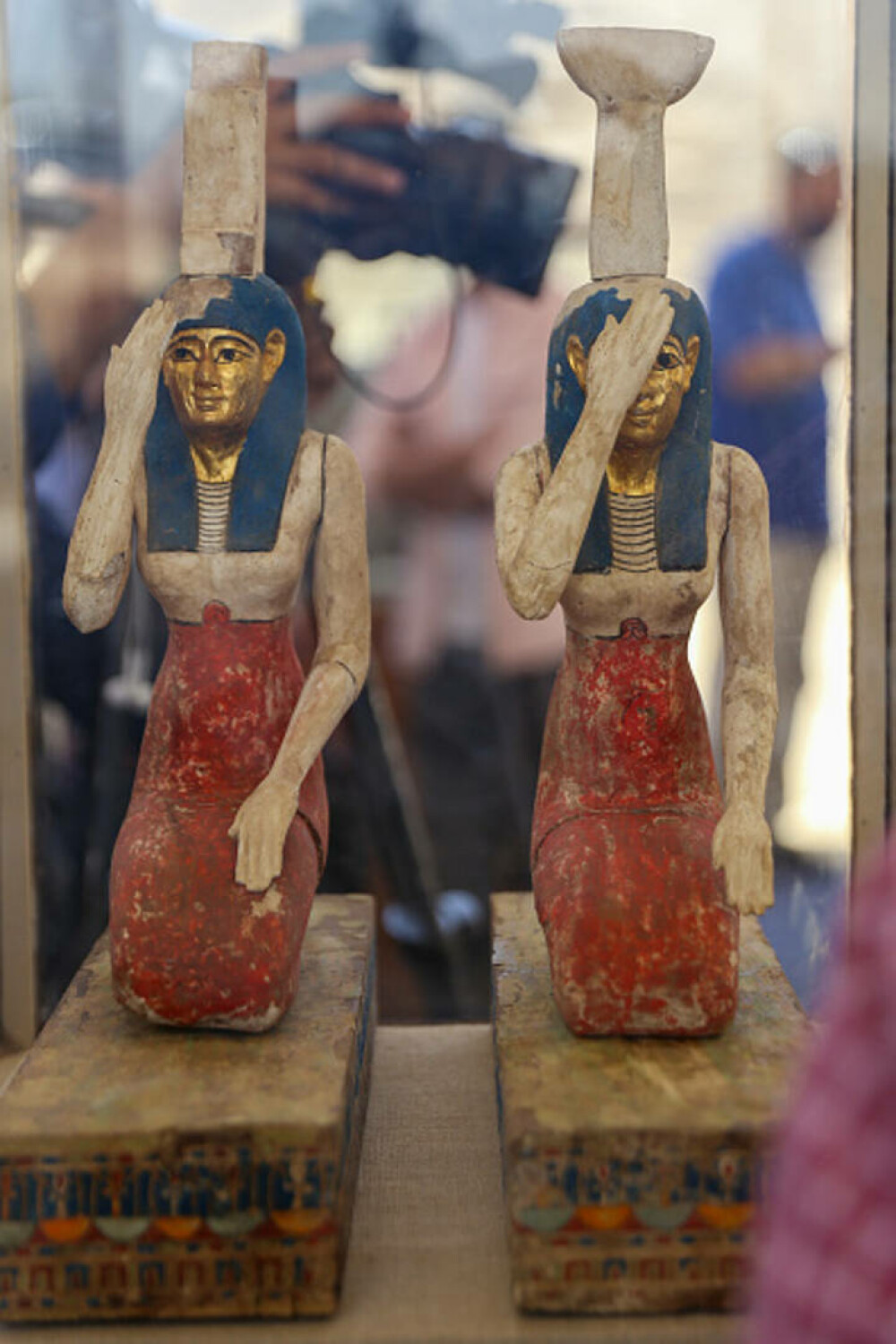 Arheologii au deschis sute de sarcofage din Egipt care au stat închise 2.500 de ani. Ce au găsit în unul dintre ele. FOTO - Imaginea 5