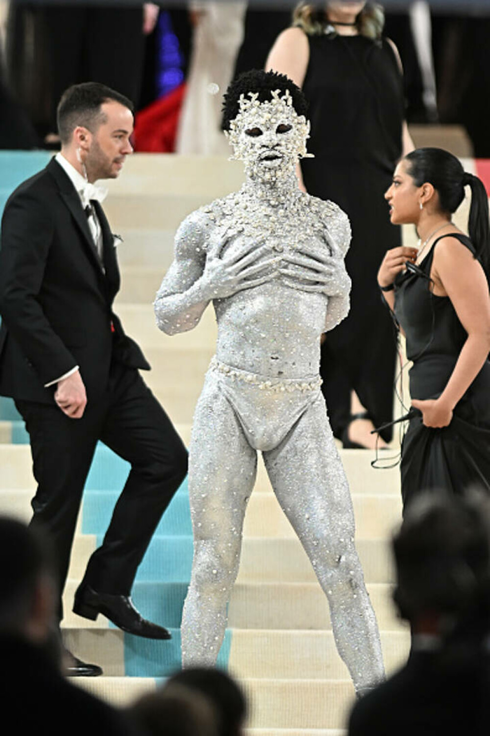 Apariții spectaculoase la Met Gala 2023. Jared Leto s-a îmbrăcat precum pisica lui Karl Lagerfeld. GALERIE FOTO - Imaginea 33
