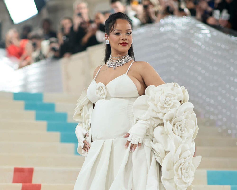 Rihanna a născut cel de-al doilea copil cu rapperul A$AP Rocky - Imaginea 23