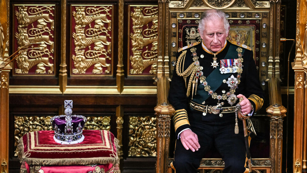 Cum arată coroanele folosite la Încoronarea Regelui Charles al III-lea - Imaginea 5