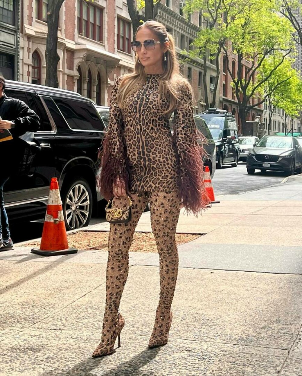 Jennifer Lopez a făcut furori pe Instagram. Cum s-a lăsat fotografiată artista | GALERIE FOTO - Imaginea 38