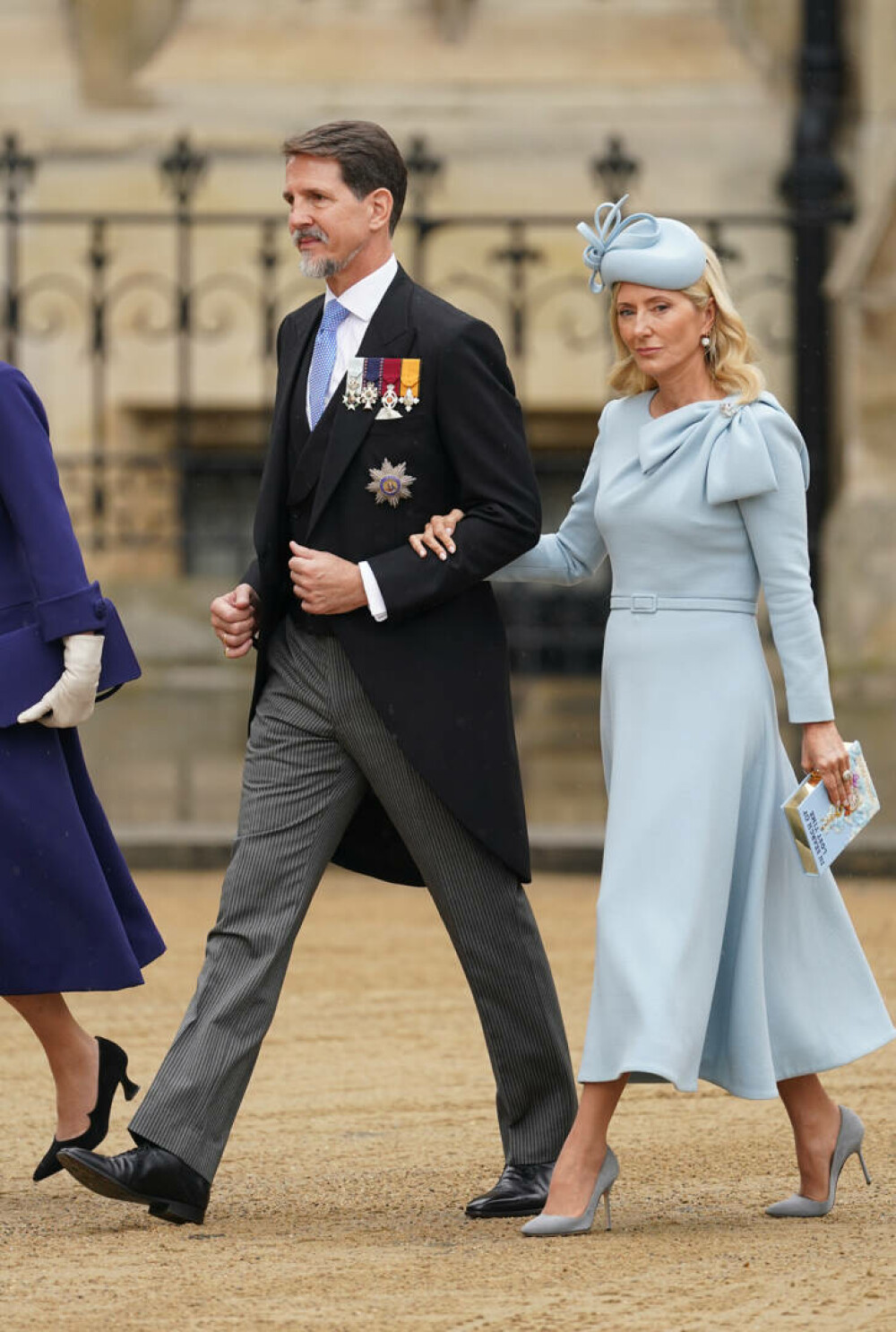 Moda la încoronarea Regelui Charles al III-lea. Ținute memorabile purtate de reginele şi prinţesele din străinătate | FOTO - Imaginea 5