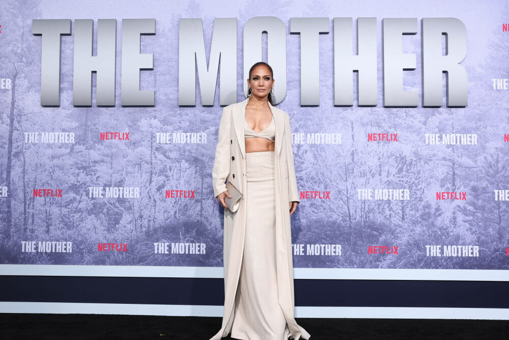 Jennifer Lopez lansează în februarie primul său album din ultimii 10 ani, „This is Me… Now” - Imaginea 21
