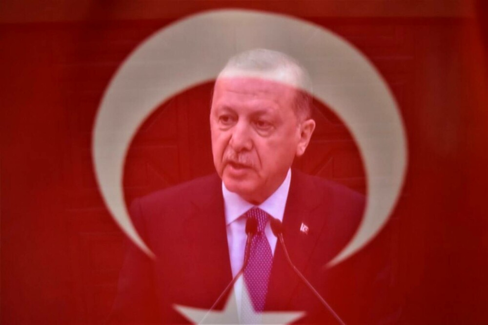 Cine este Recep Erdogan, omul care conduce Turcia cu o mână de fier de 20 de ani. A fost la închisoare pentru incitare la ură - Imaginea 4