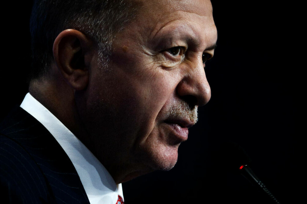 Cine este Recep Erdogan, omul care conduce Turcia cu o mână de fier de 20 de ani. A fost la închisoare pentru incitare la ură - Imaginea 8