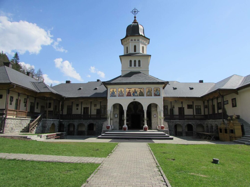 Obiective turistice în Harghita, unul dintre cele mai spectaculoase județe din România - Imaginea 6