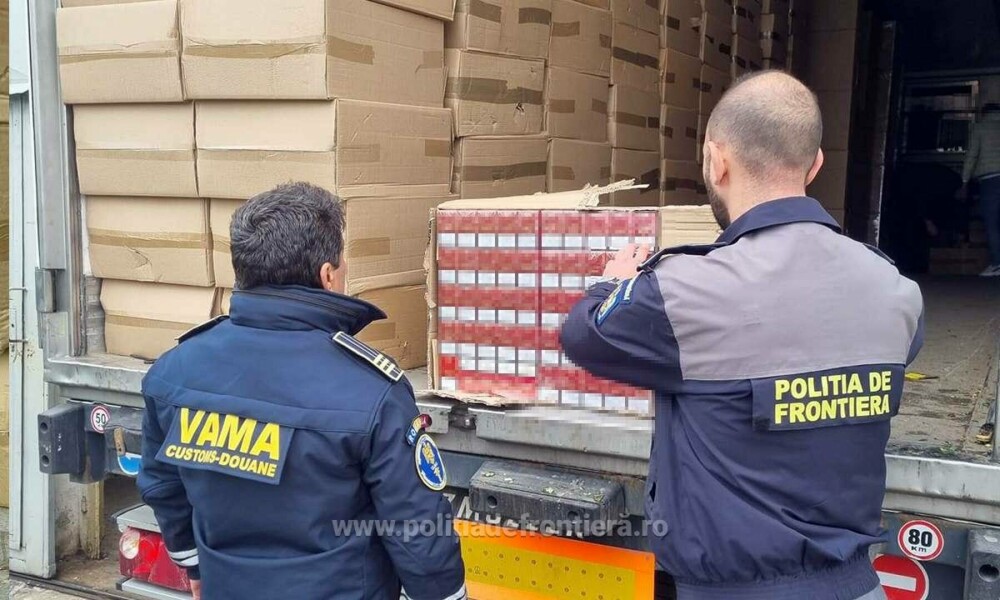 Captură de 3 milioane de lei la Giurgiu. Ce au găsit polițiștii într-un camion cu varză care mergea în Ucraina | FOTO - Imaginea 3