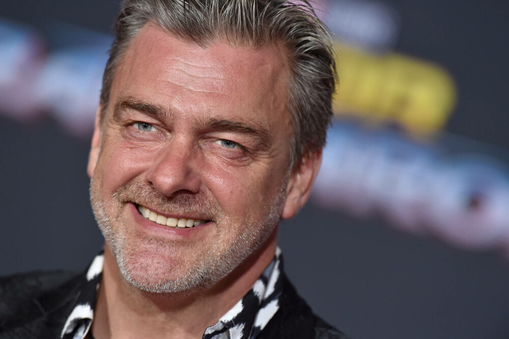 A murit actorul Ray Stevenson din „Thor”. Fișă biografică - Imaginea 13