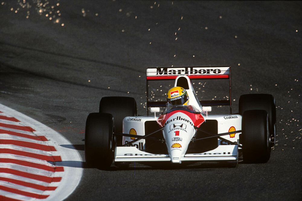 30 de ani de la moartea marelui Ayrton Senna. Brazilia își omagiază campionul. 