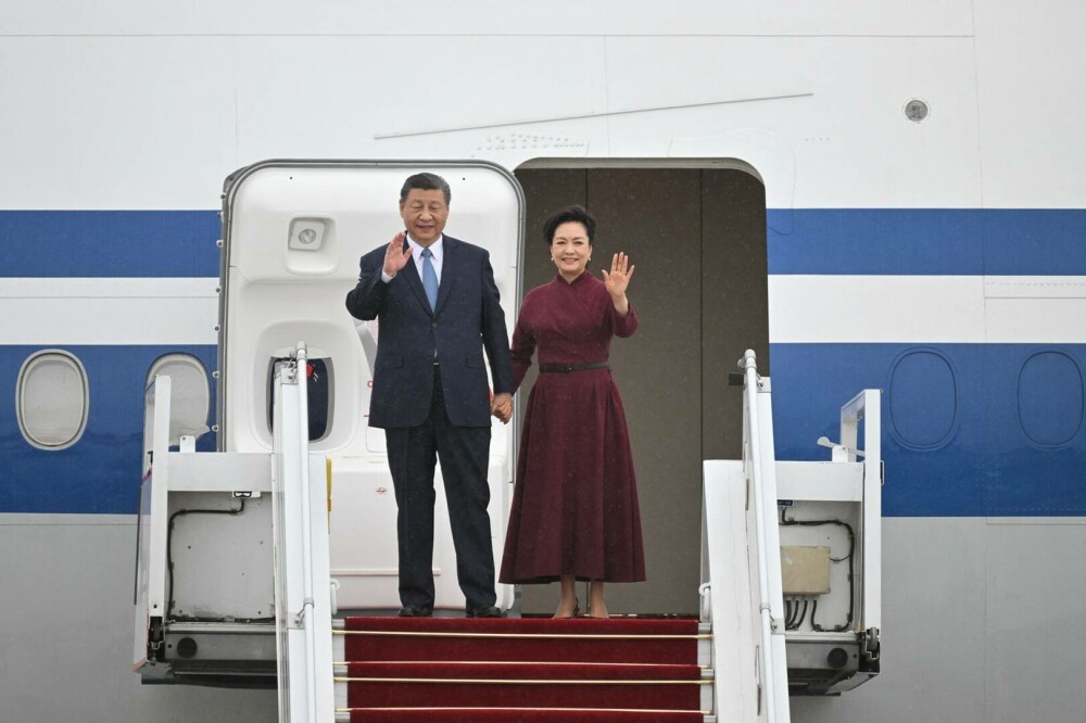 Xi Jinping a ajuns duminică la Paris. Președintele chinez a revenit în Europa pentru prima dată din 2019 - Imaginea 1