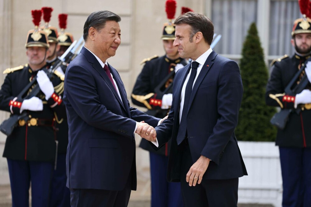 Xi Jinping a fost primit de Emmanuel Macron la Palatul Elysee. Mesajul președintelui Chinei pentru europeni - Imaginea 5