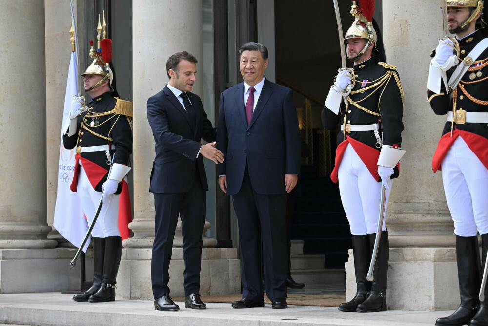 Xi Jinping a fost primit de Emmanuel Macron la Palatul Elysee. Mesajul președintelui Chinei pentru europeni - Imaginea 12